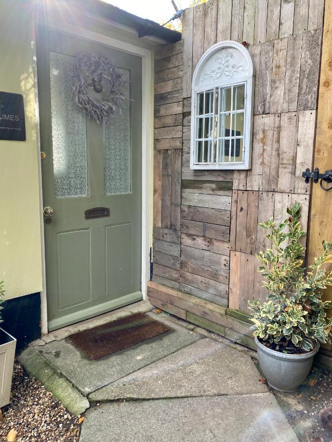 Little Limes An Adorable Little Suffolk Getaway With Outside Space Near Woodbridge Eyke Dış mekan fotoğraf